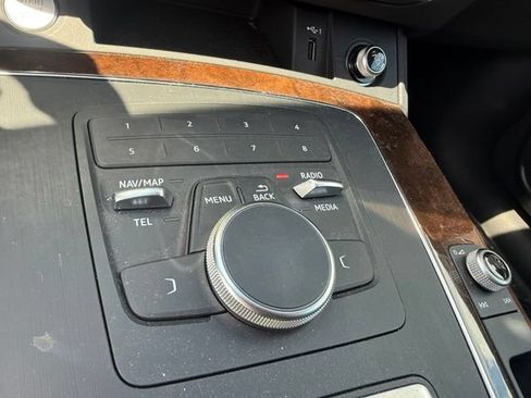 Used 2019 Audi Q5 2.0T Premium AWD/4WD image 19