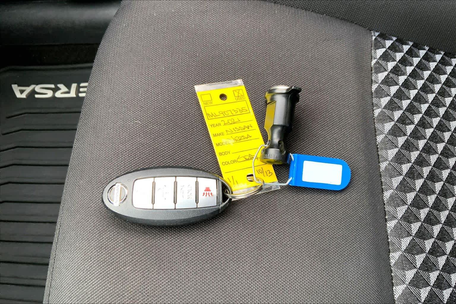 Used 2021 Nissan Versa S FWD image 15