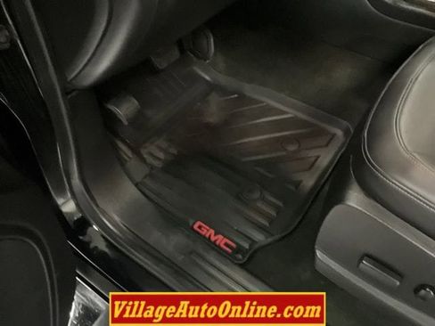 Used 2015 GMC Canyon SLT w/ Driver Alert Package image 19