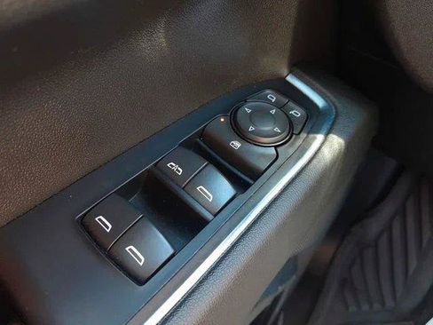 Used 2024 Chevrolet Silverado 1500 LT AWD/4WD image 36