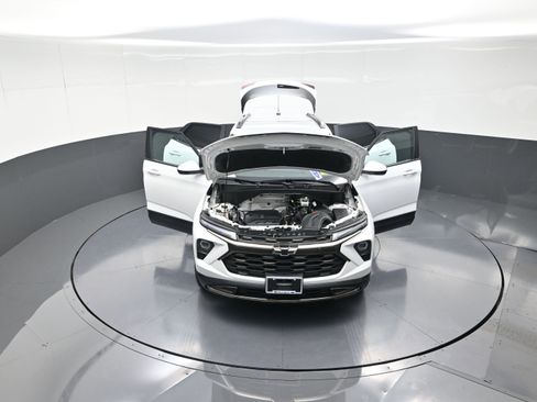 Used 2024 Chevrolet TrailBlazer ACTIV image 12