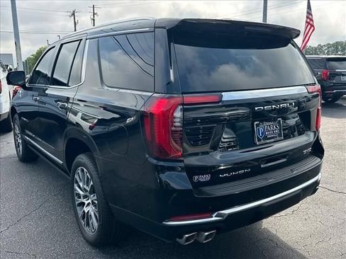 New 2026 GMC Yukon Denali w/ Denali Reserve Package AWD/4WD image 8
