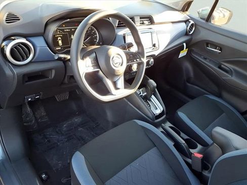 Certified 2025 Nissan Versa SV w/ Trunk Package FWD image 9