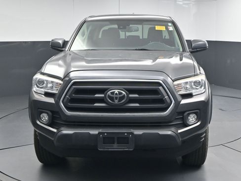 Used 2020 Toyota Tacoma SR5 image 2