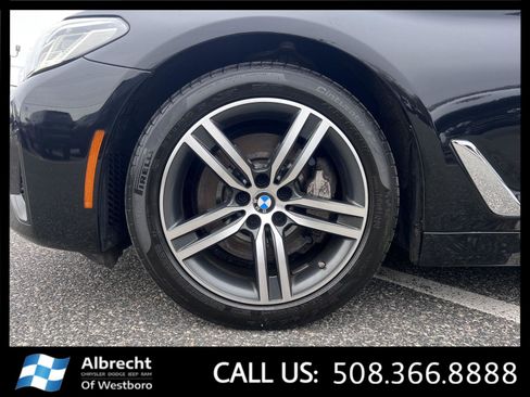 Used 2021 BMW 530i xDrive w/ Premium Package image 33