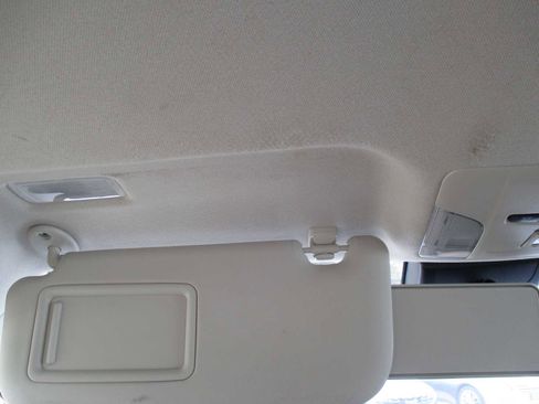 Used 2022 Toyota Corolla LE image 26