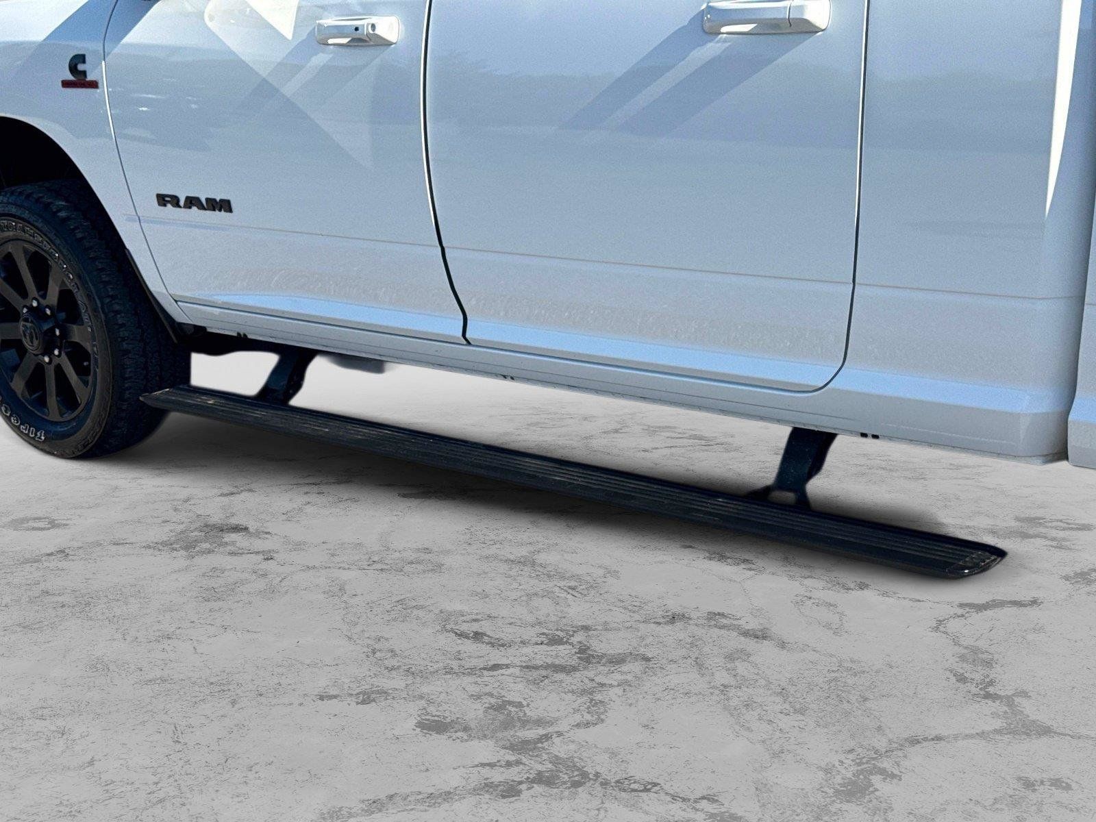 Certified 2025 RAM 2500 Laramie AWD/4WD image 15