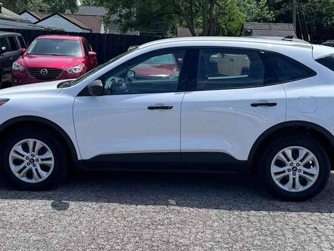 Used 2020 Ford Escape S AWD/4WD image 3
