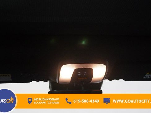 Used 2017 Volvo XC60 T6 R-Design w/ Climate Package image 16