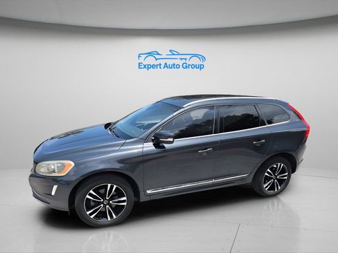 Used 2016 Volvo XC60 T5 Premier w/ Proximity Package FWD image 36