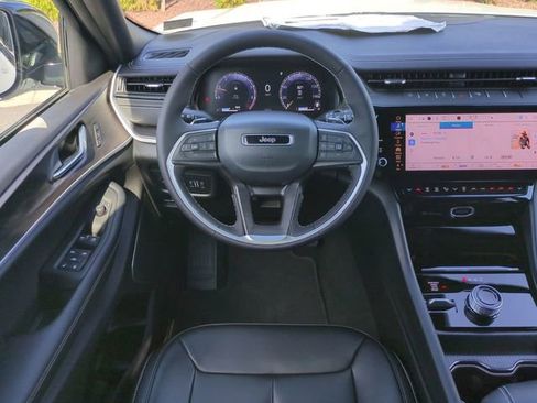 New 2026 Jeep Grand Cherokee L Limited w/ Limited Altitude Package AWD/4WD image 16
