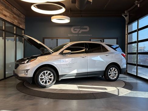 Used 2019 Chevrolet Equinox LT AWD/4WD image 23