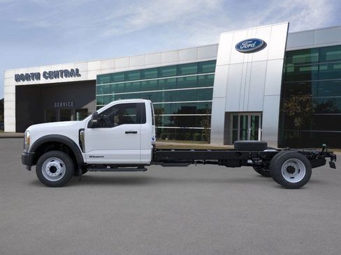 New 2026 Ford F550 2WD Regular Cab Super Duty image 3