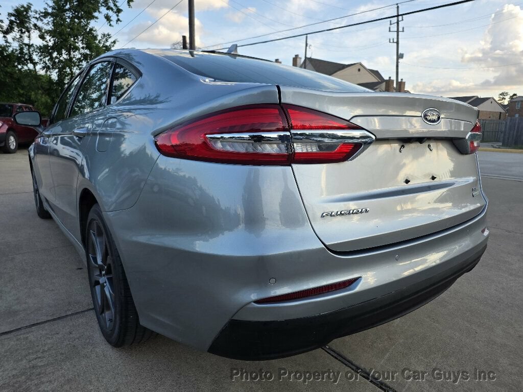 Used 2020 Ford Fusion SEL FWD image 18