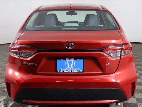 Used 2020 Toyota Corolla LE image 8