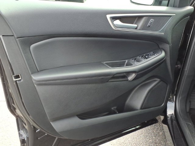 Used 2023 Ford Edge SEL w/ Convenience Package AWD/4WD image 17