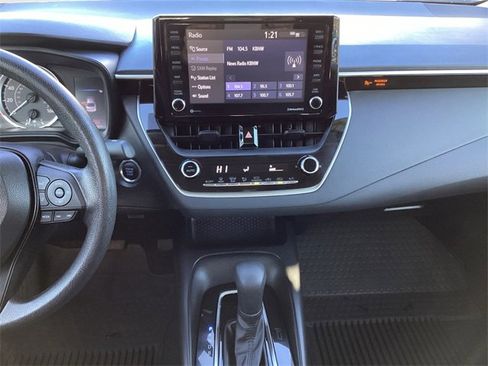 Certified 2022 Toyota Corolla LE w/ LE Premium Package image 11