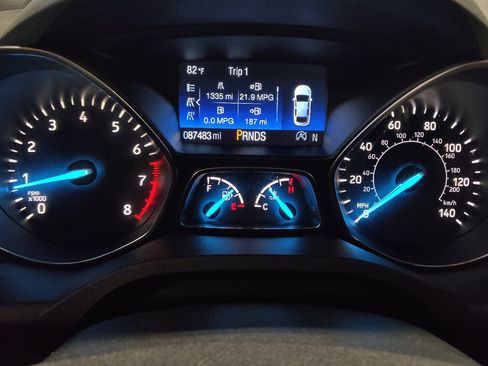 Used 2018 Ford Escape SE FWD image 23