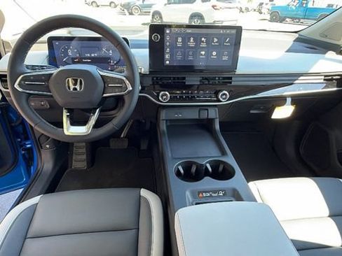 New 2026 Honda Prologue Touring image 19