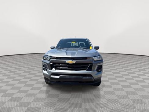 Certified 2024 Chevrolet Colorado LT w/ LT Convenience Package II AWD/4WD image 4