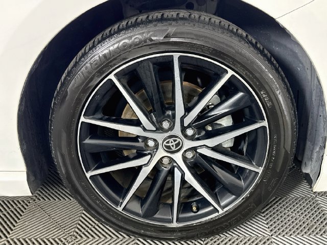 Used 2023 Toyota Camry SE FWD image 28
