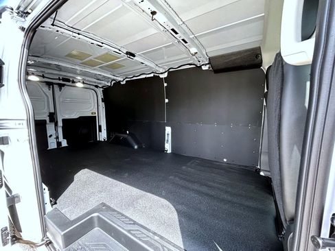 New 2026 Ford Transit 250 Low Roof RWD image 18