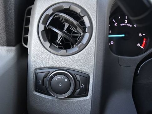 Used 2023 Ford E-450 and Econoline 450 Super Duty w/ Power Windows & Locks Group RWD image 25