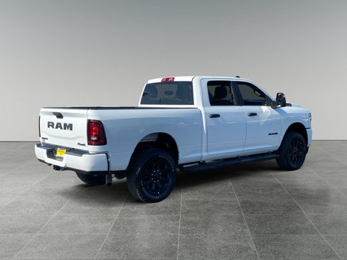 Used 2025 RAM 2500 Big Horn AWD/4WD image 5