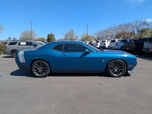 Used 2021 Dodge Challenger R/T Scat Pack image 3