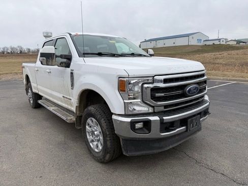 Used 2020 Ford F250 Lariat w/ Lariat Value Package image 2