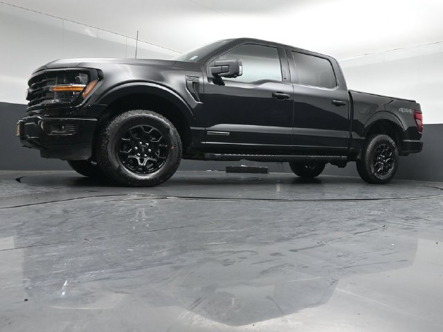 Certified 2024 Ford F150 XLT w/ Equipment Group 302A MID AWD/4WD image 35