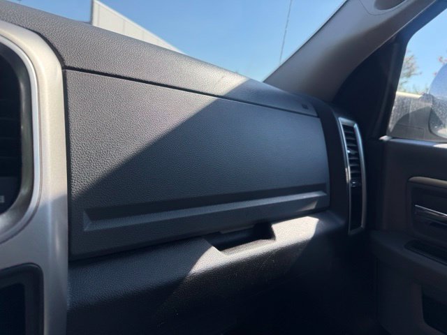 Used 2018 RAM 2500 SLT AWD/4WD image 31