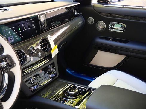 New 2026 Rolls-Royce Ghost Black Badge image 25
