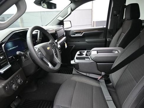 New 2026 Chevrolet Silverado 1500 LT AWD/4WD image 8