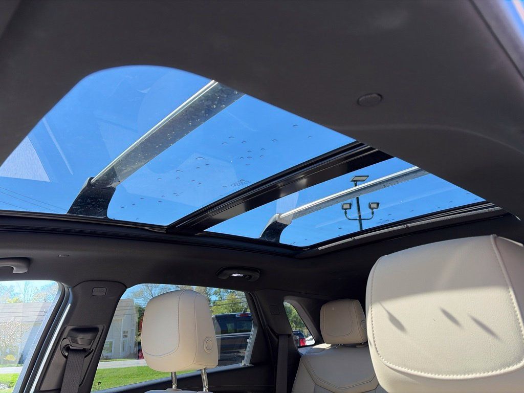 Used 2019 Cadillac XT5 Luxury AWD/4WD image 40