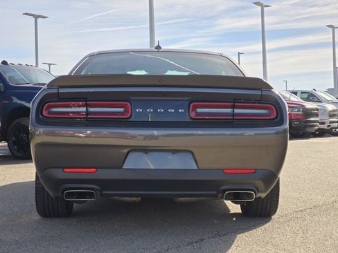 Used 2022 Dodge Challenger R/T w/ Plus Package image 27