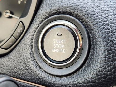 Used 2025 MAZDA CX-70 3.3 Turbo w/ Preferred Package image 19