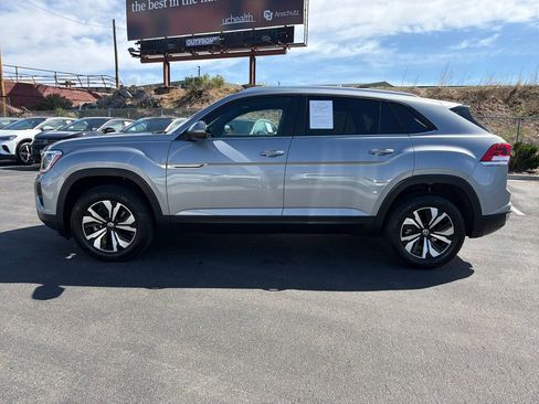 Certified 2026 Volkswagen Atlas Cross Sport SE AWD/4WD image 3