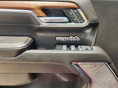 Used 2023 Chevrolet Silverado 1500 High Country w/ Technology Package AWD/4WD image 22