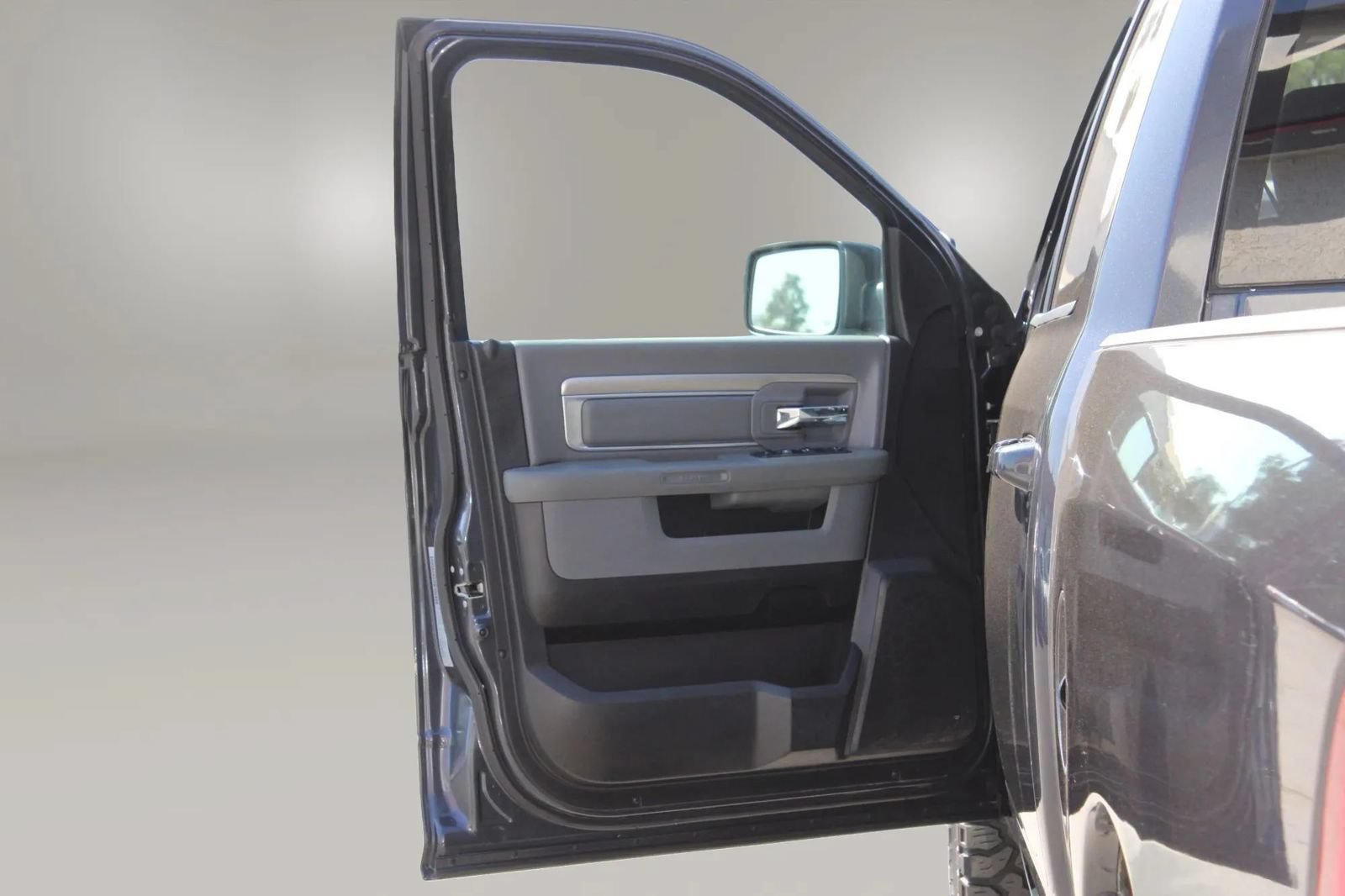 Used 2019 RAM 1500 Big Horn AWD/4WD image 15