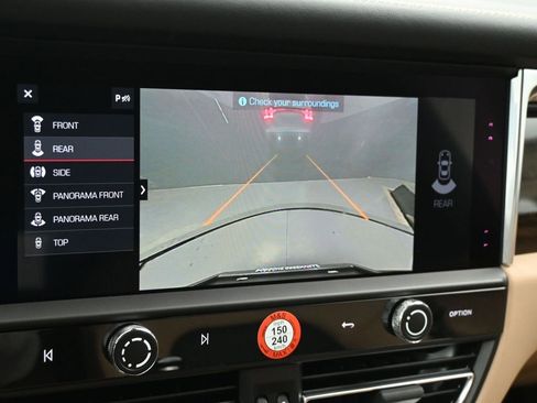 New 2026 Porsche Macan AWD/4WD image 17