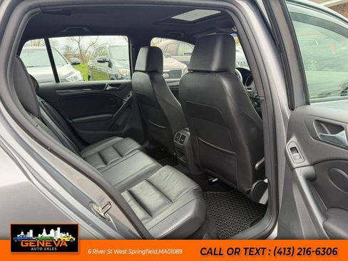Used 2011 Volkswagen GTI 4-Door FWD image 12