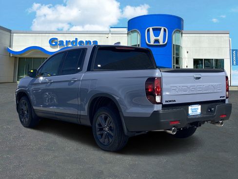 New 2026 Honda Ridgeline Sport image 4