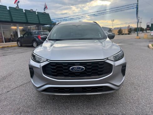 Used 2024 Ford Escape ST-Line image 2