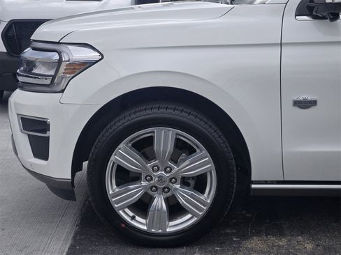 Used 2024 Ford Expedition Max King Ranch image 8
