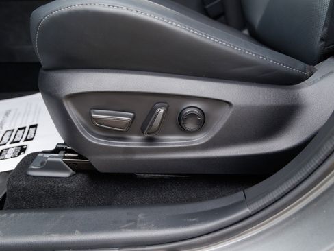 Certified 2026 Toyota Crown XLE image 42