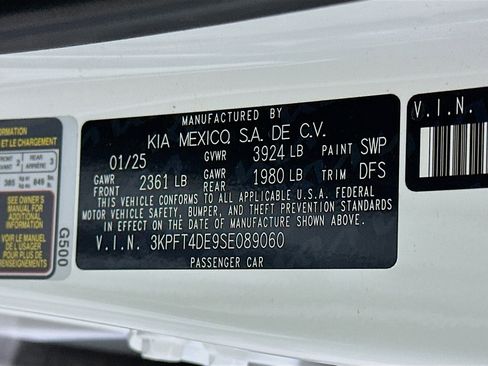 Used 2025 Kia K4 LXS image 11