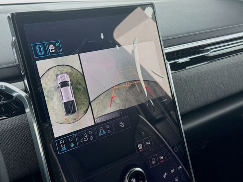 New 2026 GMC Sierra EV Elevation w/ LPO, Elevation Dark Package image 15