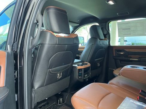 New 2024 RAM 2500 Limited image 39