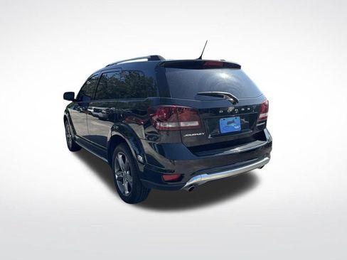 Used 2017 Dodge Journey Crossroad FWD image 6